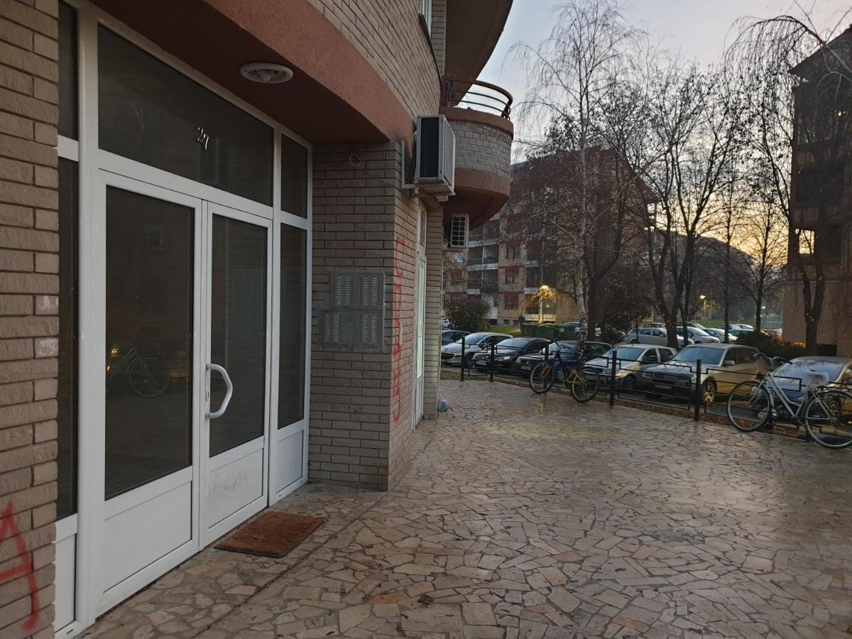 Apartman Elle Σόμπορ Εξωτερικό φωτογραφία