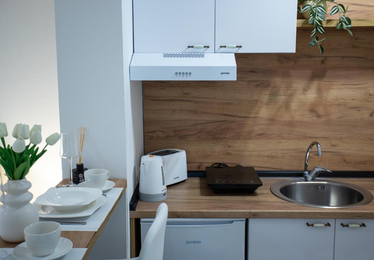 Apartman Elle Σόμπορ Εξωτερικό φωτογραφία