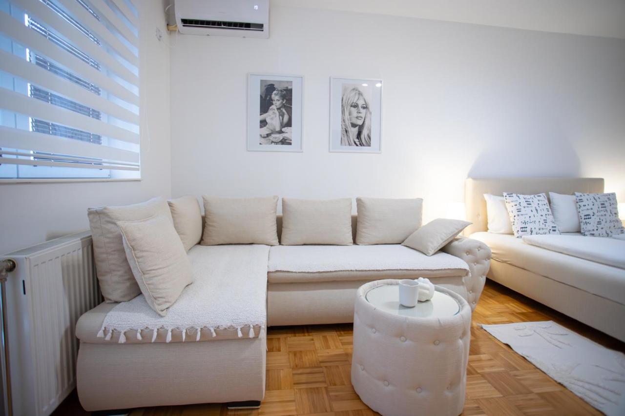 Apartman Elle Σόμπορ Εξωτερικό φωτογραφία