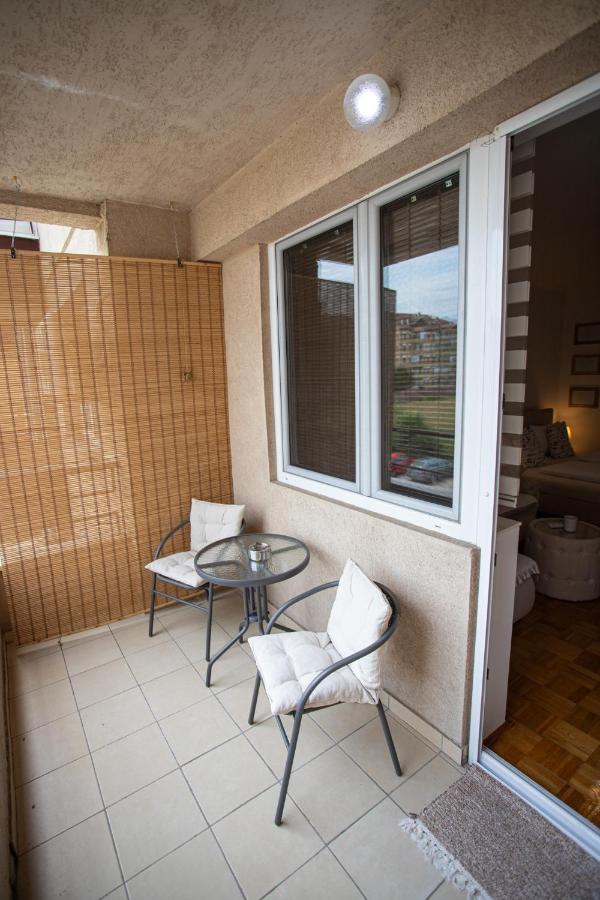 Apartman Elle Σόμπορ Εξωτερικό φωτογραφία