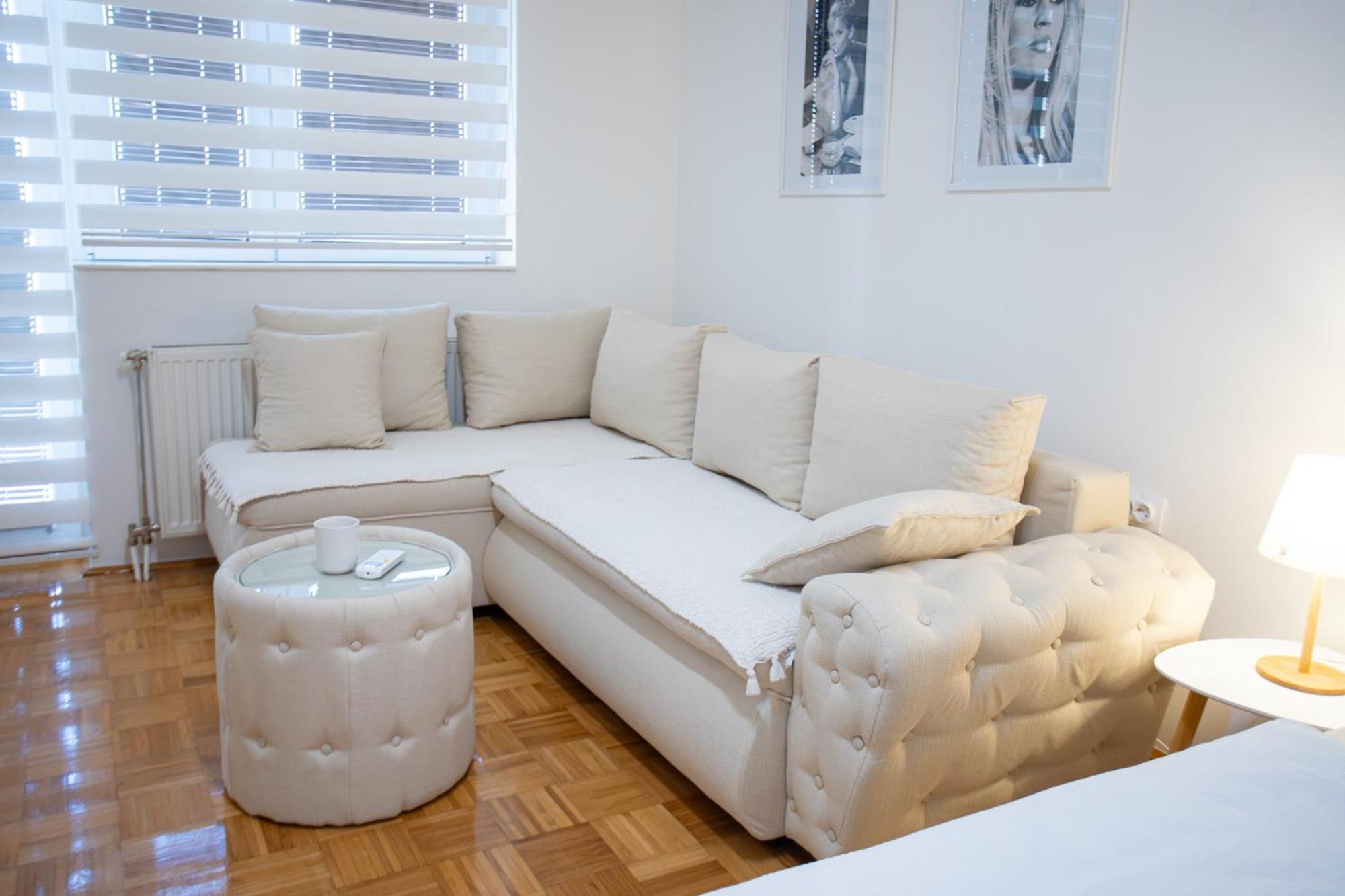 Apartman Elle Σόμπορ Εξωτερικό φωτογραφία
