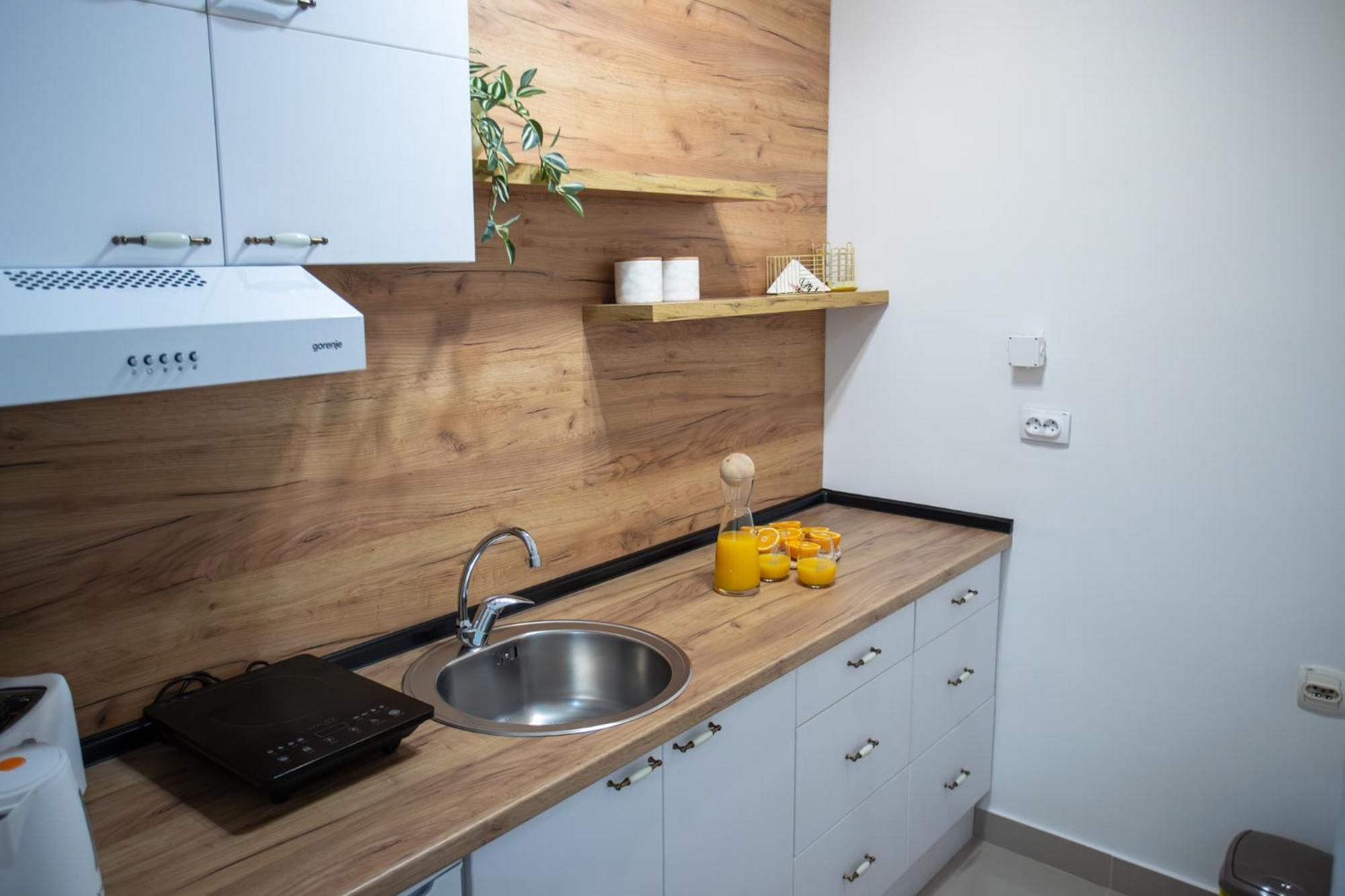 Apartman Elle Σόμπορ Εξωτερικό φωτογραφία